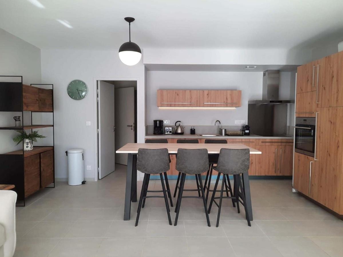 Apartment Bella, Jacuzzi Partage & Parking Avec Borne De Recharge Voiture Electrique